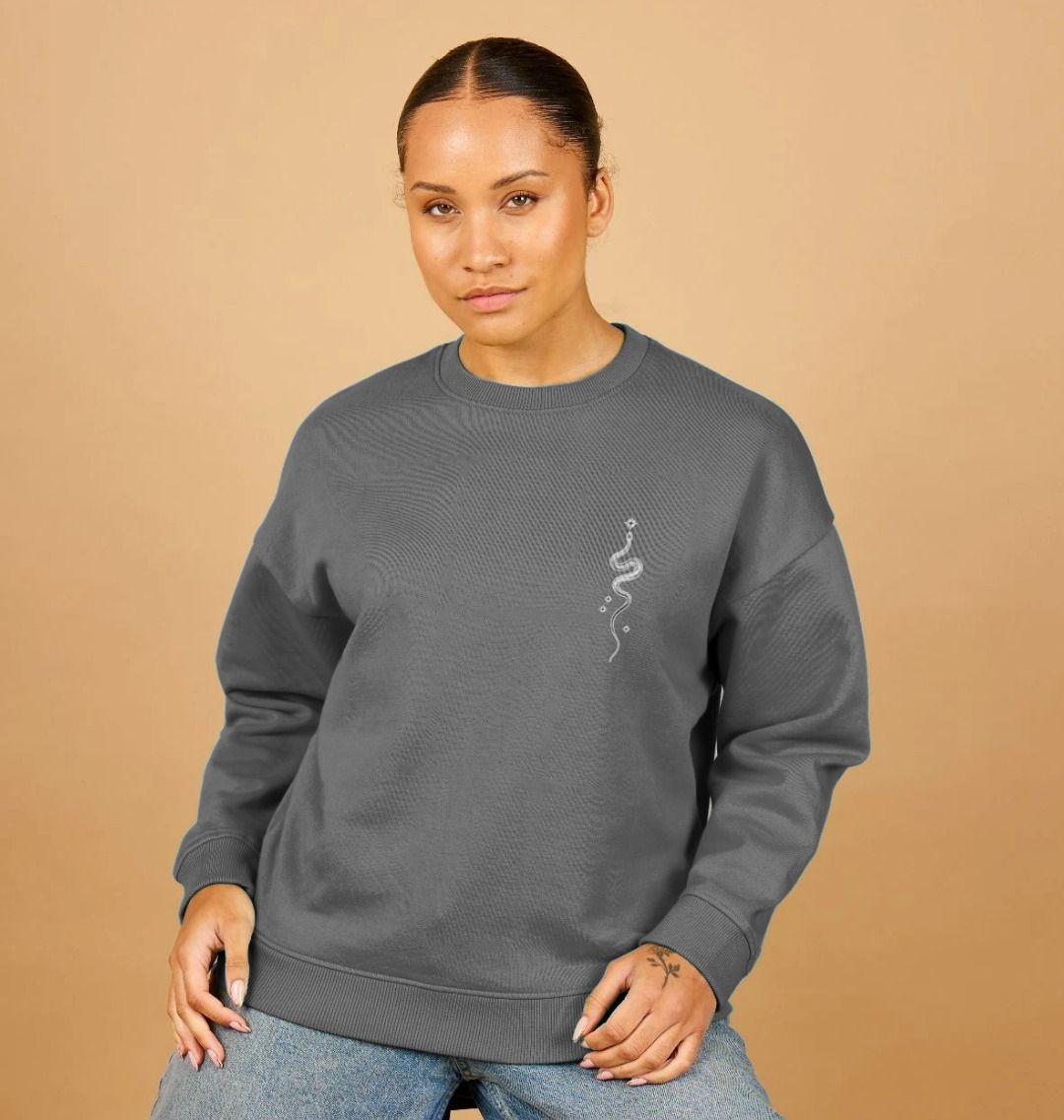 Starry Snake Accent Pocket Women's Oversized Jumper