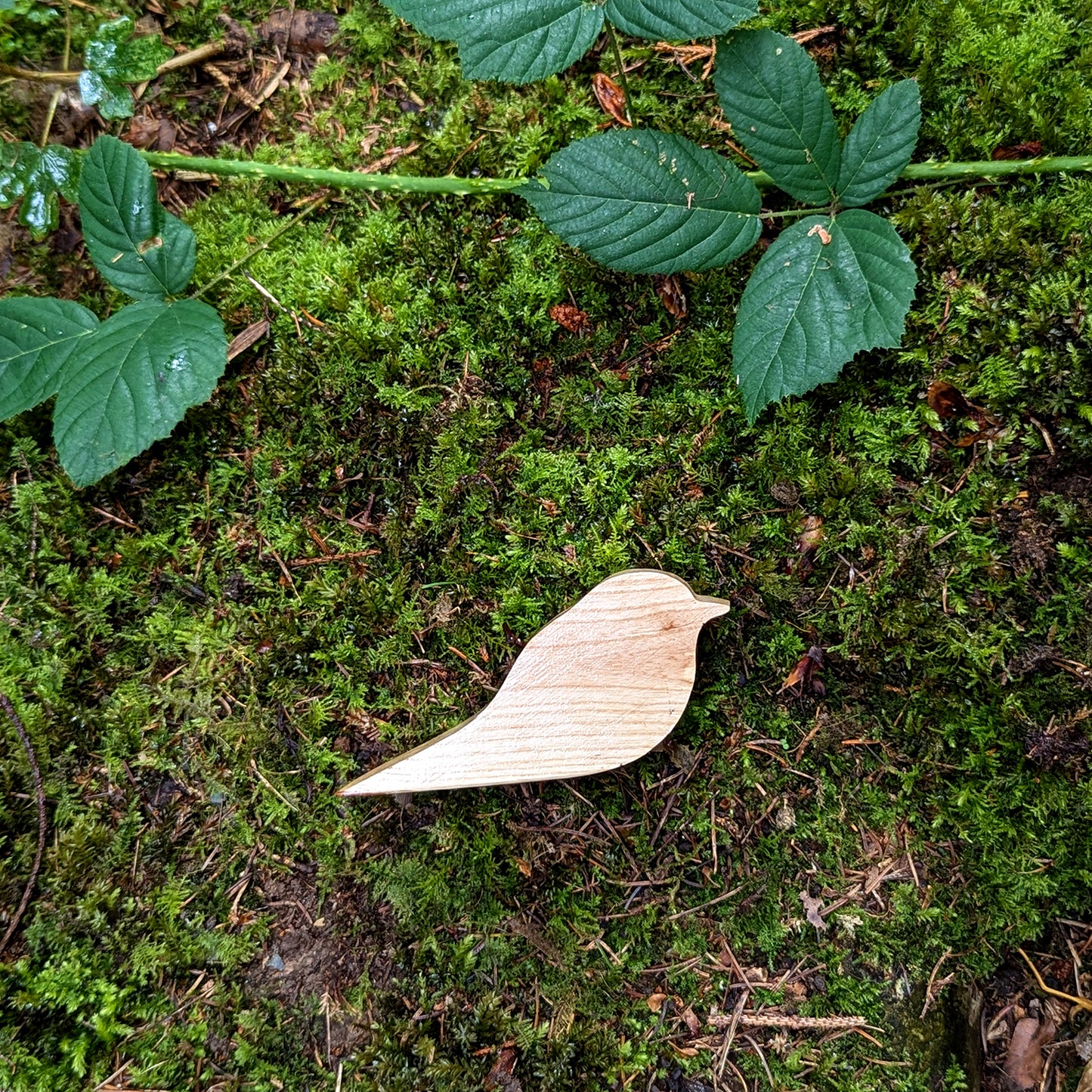 Robin-Inspired Bird Doorstops 'Borbstops'