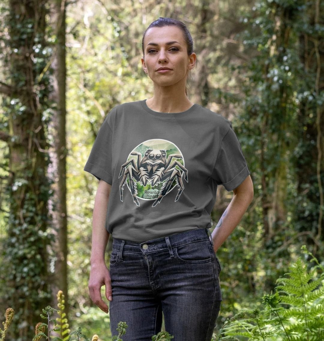 Wild Jumping Spider Women's Relaxed-Fit T-Shirt