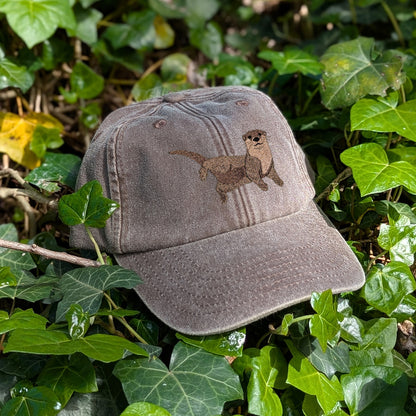 Otter Embroidered Baseball Cap