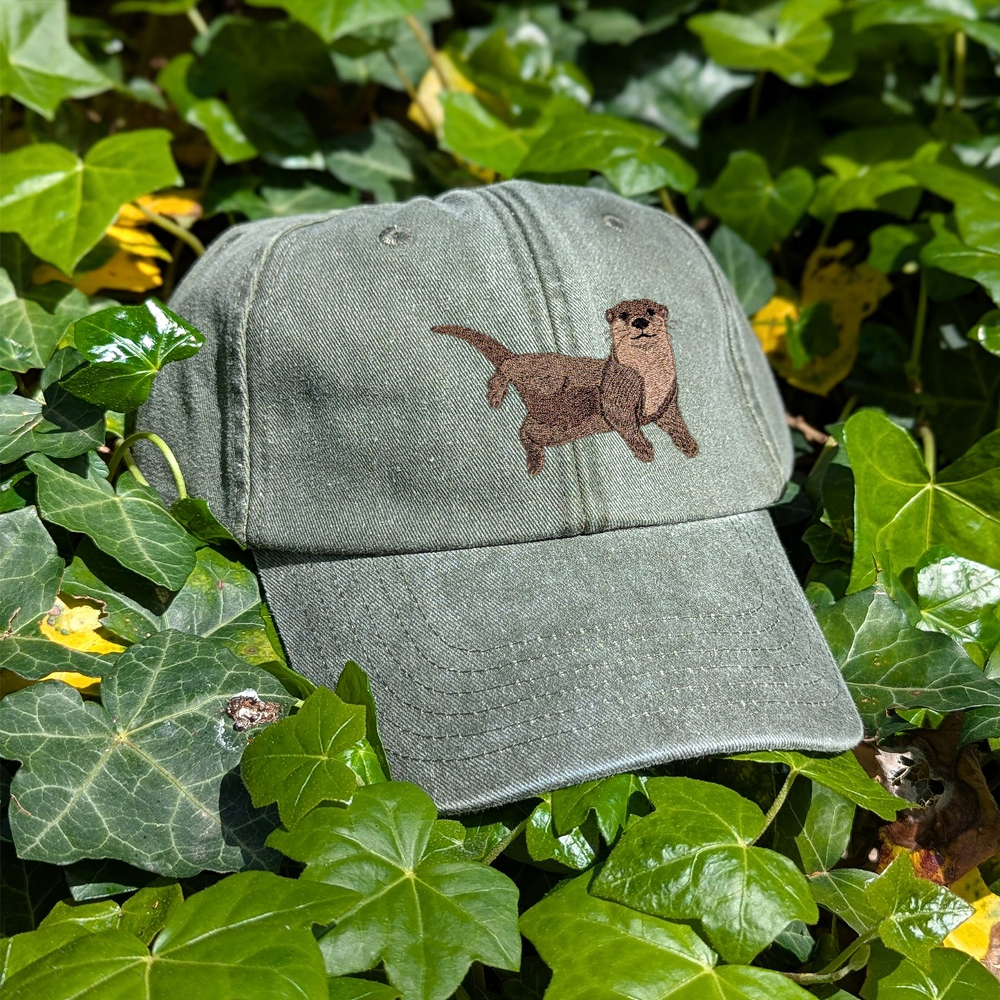 Otter Embroidered Baseball Cap