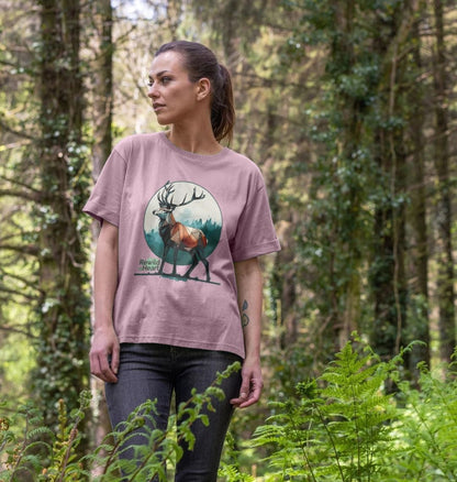 Red Deer Rewild Side | Relaxed-Fit Women's T-Shirt