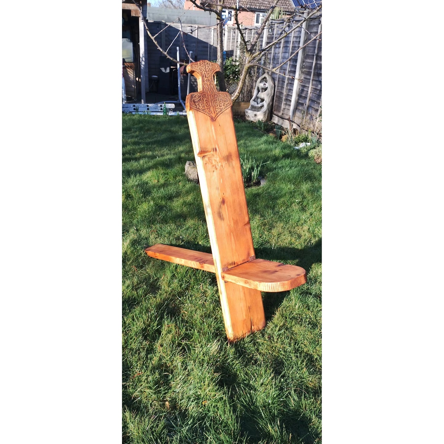 Heritage Viking Chair – Hand-Crafted Rustic Pine