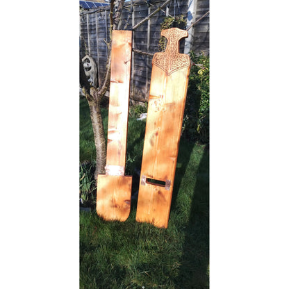 Heritage Viking Chair – Hand-Crafted Rustic Pine