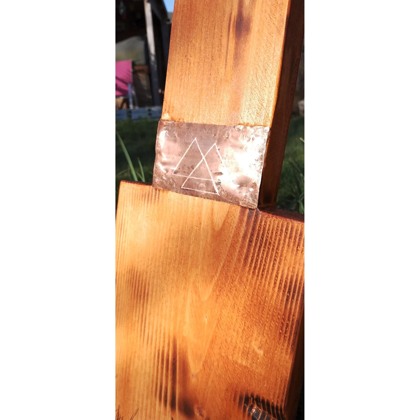 Heritage Viking Chair – Hand-Crafted Rustic Pine