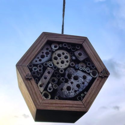 Mini Honeycomb Bee Hotel - Home for Solitary Bees