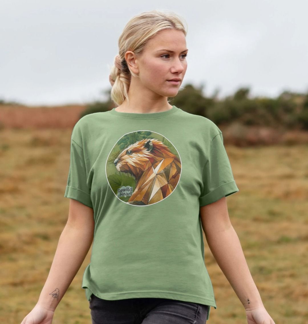 Beaver Botanical Women's Relaxed-Fit T-Shirt