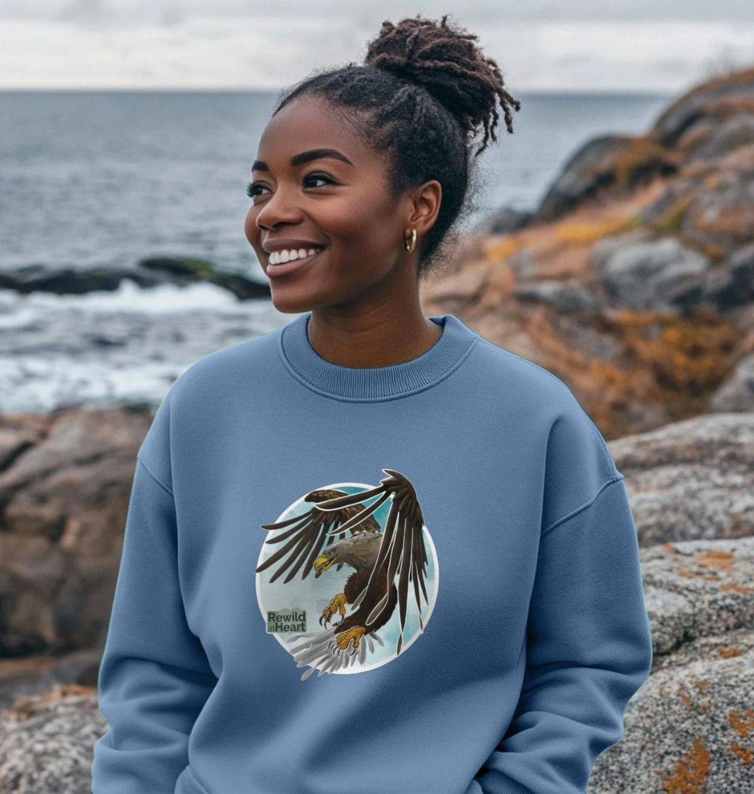 White-Tailed Eagle Flight Women's Oversized Jumper