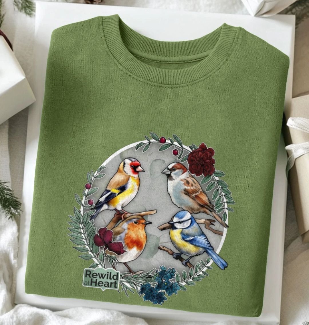 British Songbird Wreath Men's Sweater