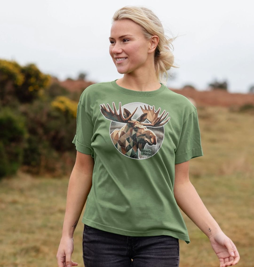 Guardian Elk Women's Relaxed-Fit T-Shirt